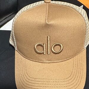 ALO Yoga Tan Baseball Cap